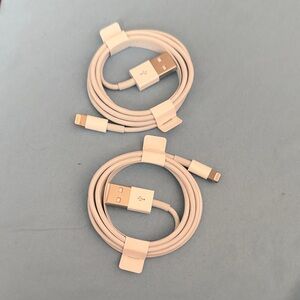 Apple USB to Lightening Charging Cables (Set of 2)